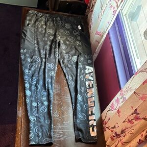 Her Universe Avengers Leggings
